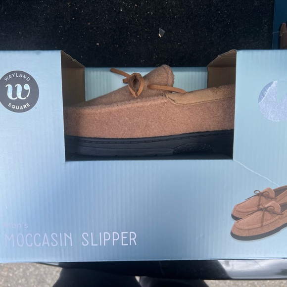 NIB NWT Men’s clog moccasin slippers brown small 6/7 - Picture 2 of 4